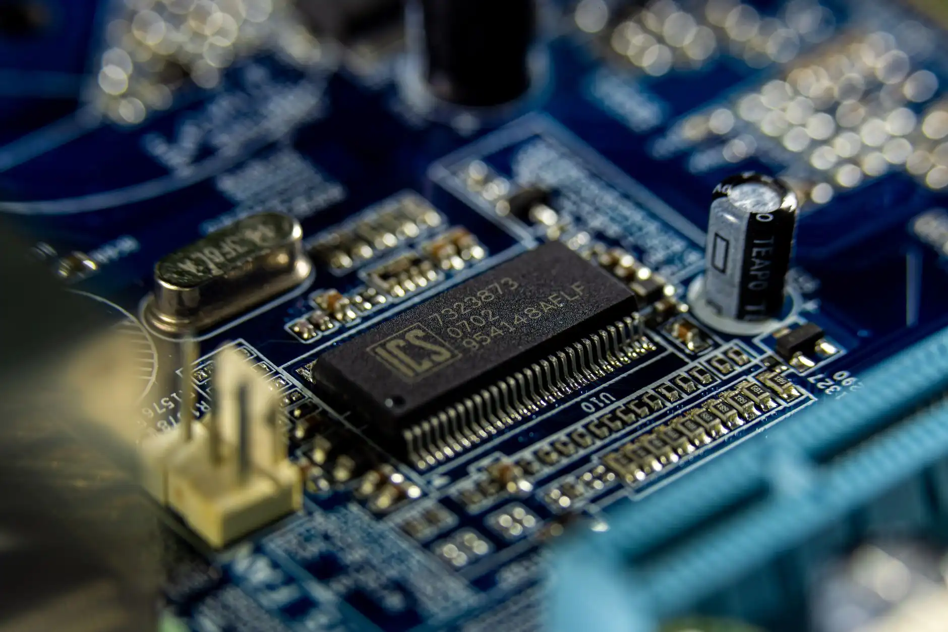 制造业ERP系统选型指南：功能对比与实施要点解析