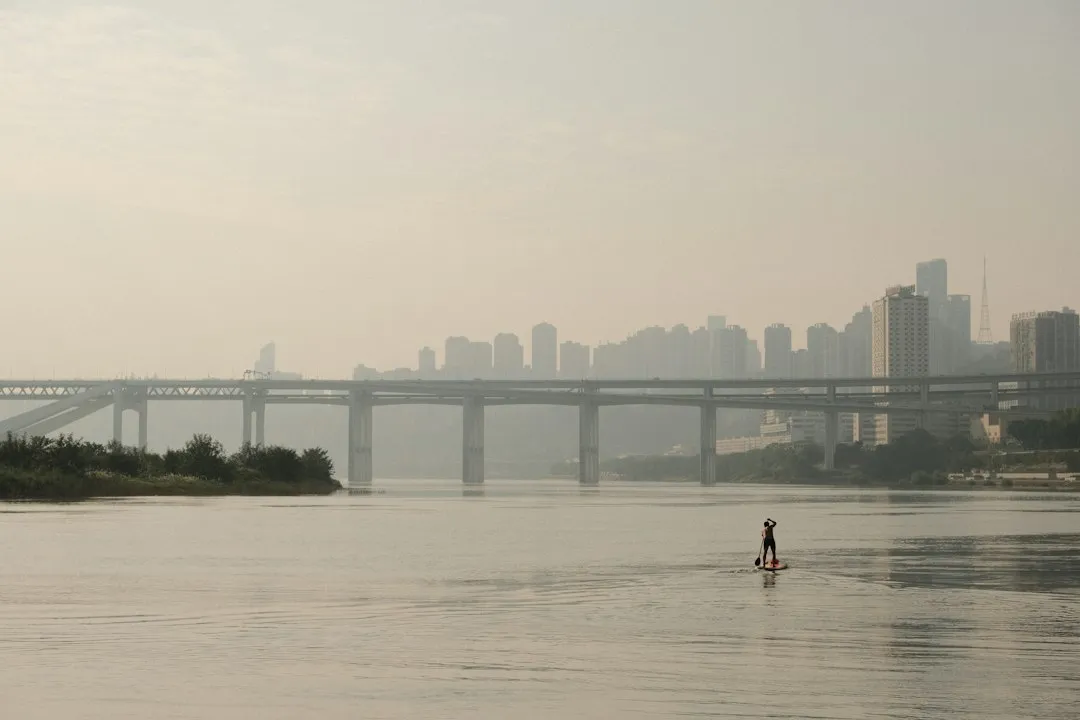 2025年进销存管理新趋势：智能库存预警与全链路数字化协同